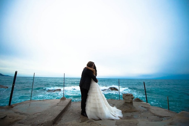 Sposarsi In Spiaggia Ora E Possibile Ad Albisola Le Prime Nozze In Riva Al Mare Oggi Sposi